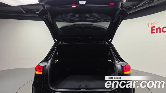 Mercedes-Benz GLA-Class (H247) GLA45 AMG 4MATIC+ 2021 — фото 20