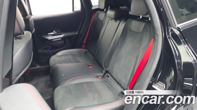 Mercedes-Benz GLA-Class (H247) GLA45 AMG 4MATIC+ 2021 — фото 26