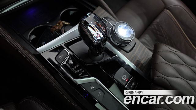 BMW 5 Series (G30) 520d xDrive M Sport Package Plus 2018 — фото 9