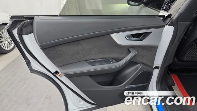 Audi Q8 (4M) 50 TDI Quattro Premium 2021 — фото 25