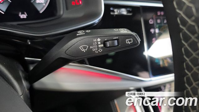 Audi Q8 (4M) 50 TDI Quattro Premium 2021 — фото 30