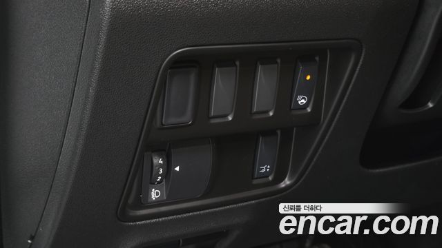 Renault Korea QM6 2.0 LPe RE Signature 2WD 2021 — фото 19