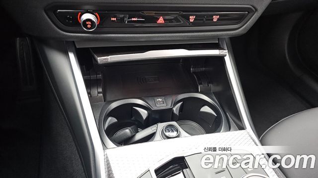 BMW 3 Series (G20) 320i M Sport 2025 — фото 17