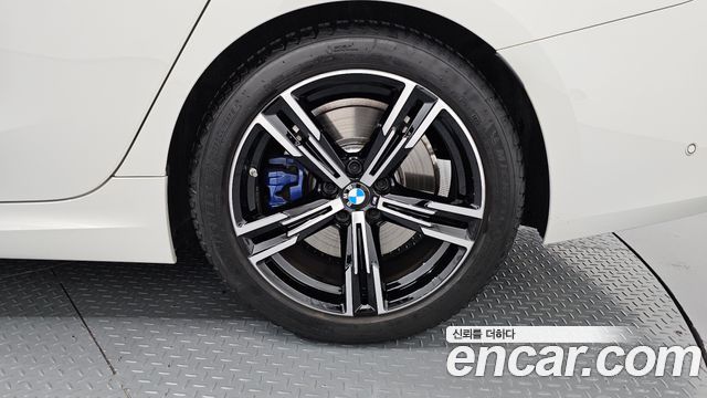 BMW 3 Series (G20) 320i M Sport 2025 — фото 21