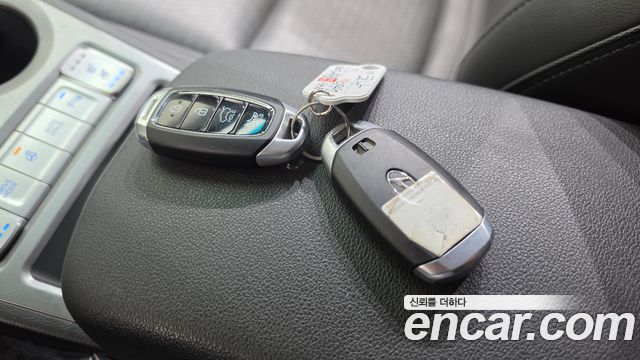 Hyundai Kona Electric Premium 2019 — фото 15