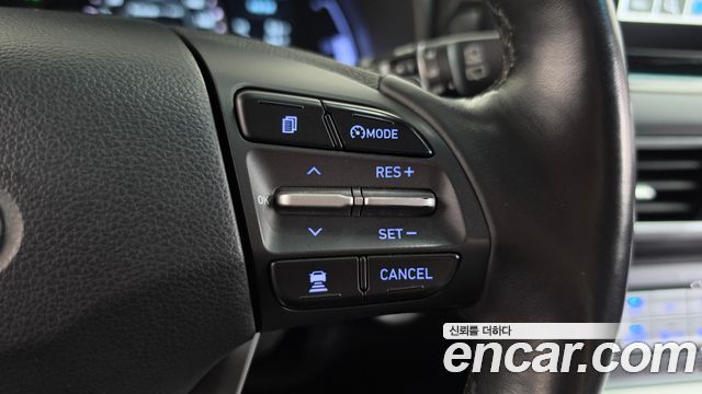 Hyundai Kona Electric Premium 2019 — фото 18