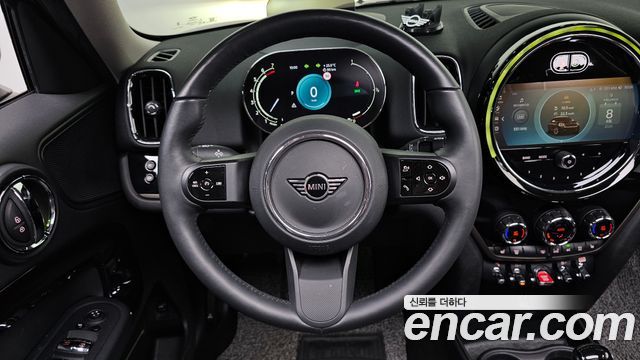 MINI Cooper Countryman Classic 2nd 2024 — фото 12