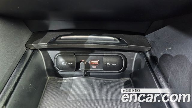 Kia K5 (II) 2.0 Luxury 2020 — фото 30