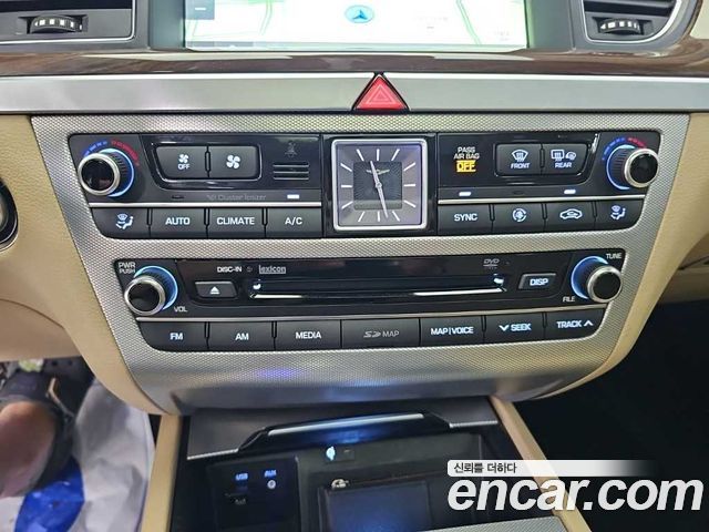 Genesis G80 3.3 GDI AWD Prestige 2018 — фото 10