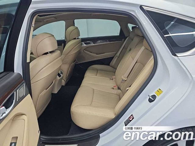 Genesis G80 3.3 GDI AWD Prestige 2018 — фото 16