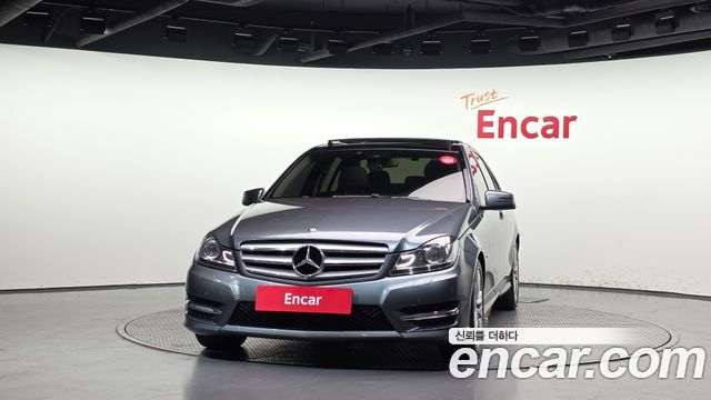 Mercedes-Benz C-Class (W204) C220 CDI BlueEFFICIENCY 2012 — фото 3