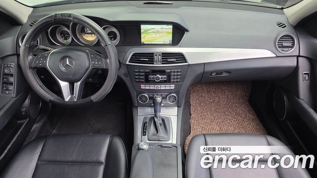 Mercedes-Benz C-Class (W204) C220 CDI BlueEFFICIENCY 2012 — фото 7