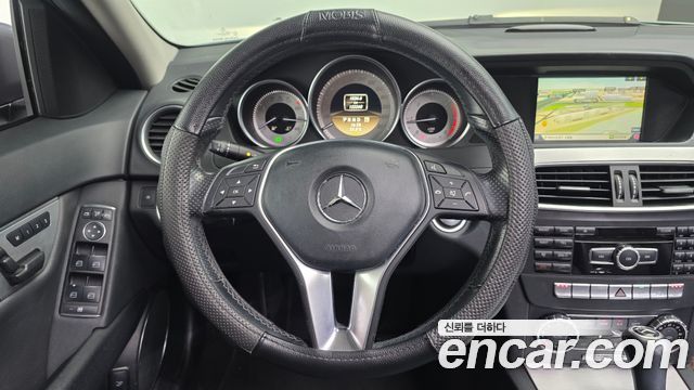 Mercedes-Benz C-Class (W204) C220 CDI BlueEFFICIENCY 2012 — фото 13