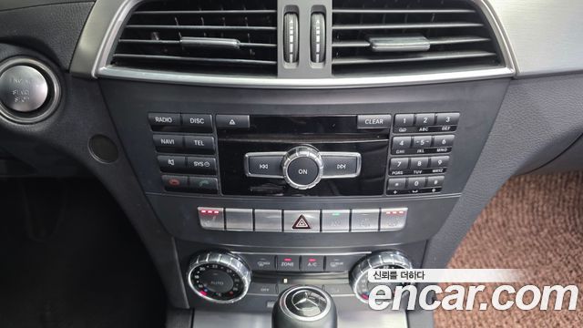 Mercedes-Benz C-Class (W204) C220 CDI BlueEFFICIENCY 2012 — фото 17