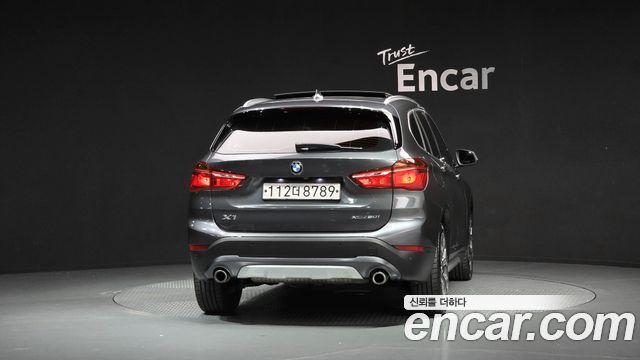 BMW X1 (F48) xDrive 20i xLine 2022 — фото 4