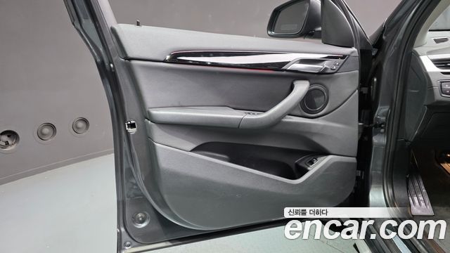 BMW X1 (F48) xDrive 20i xLine 2022 — фото 24