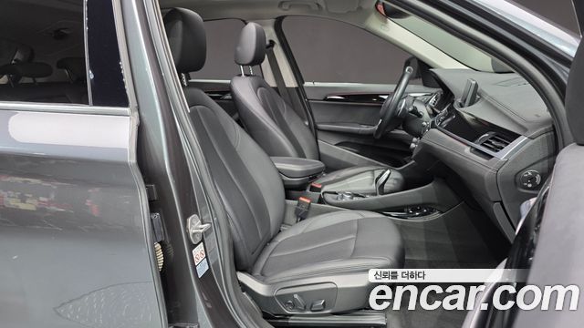 BMW X1 (F48) xDrive 20i xLine 2022 — фото 26