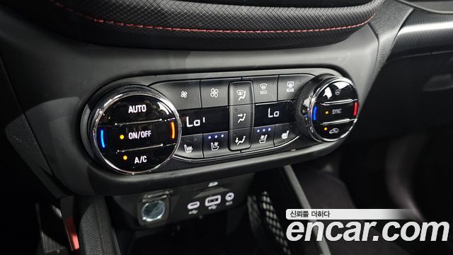 Chevrolet Trailblazer 1.3 Turbo 2WD RS 2023 — фото 34