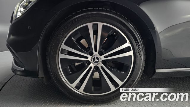 Mercedes-Benz E-Class (W213) E250 Avantgarde 2021 — фото 5
