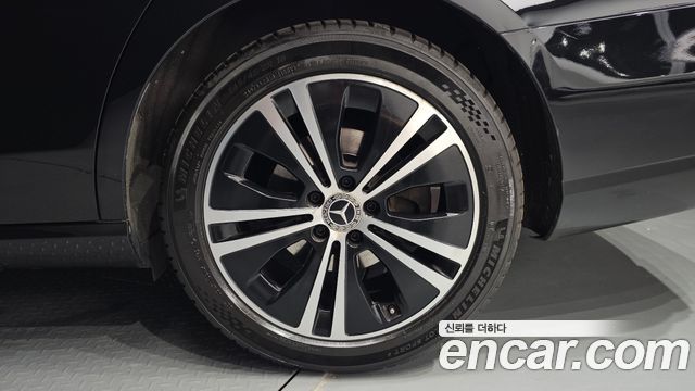 Mercedes-Benz E-Class (W213) E250 Avantgarde 2021 — фото 21