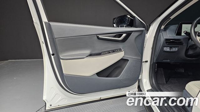 Kia EV6 Long Range Air 2022 — фото 24