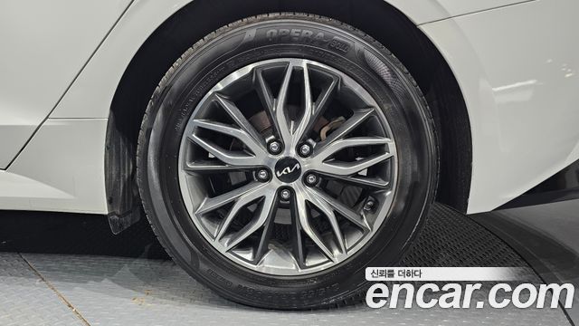 Kia K5 (III) 2.0 LPI(Renter car) Trandy 2022 — фото 21