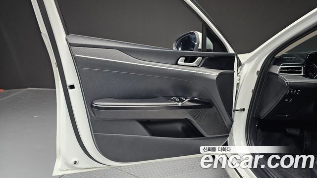 Kia K5 (III) 2.0 LPI(Renter car) Trandy 2022 — фото 24