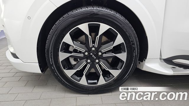 Kia Carnival (IV) Gasoline 9-Seater Hi-Limousine Signature 2023 — фото 5