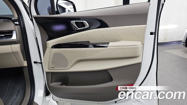 Kia Carnival (IV) Gasoline 9-Seater Hi-Limousine Signature 2023 — фото 31