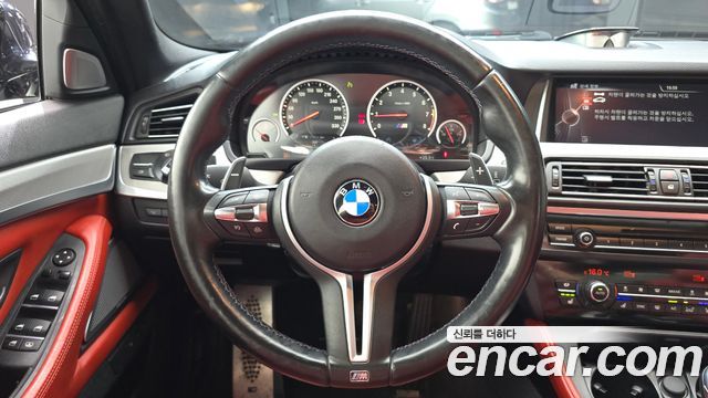 BMW M5 (F10) M5 Sedan 2016 — фото 13