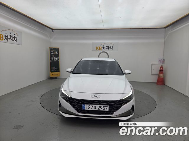 Hyundai Avante (CN7) 1.6 Modern