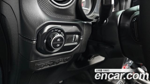 Jeep Wrangler (JL) 2.0 Rubicon Power Top 4Door 2025 — фото 19