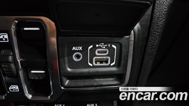 Jeep Wrangler (JL) 2.0 Rubicon Power Top 4Door 2025 — фото 28