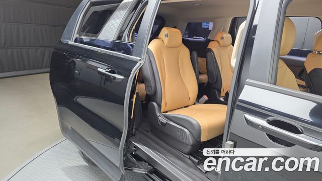 Kia Carnival (IV) Diesel 9-Seater Prestige 2023 — фото 12