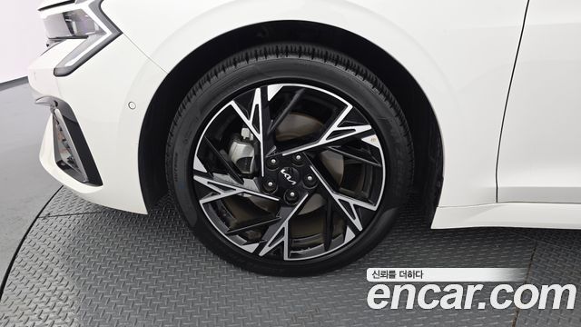 Kia K5 (III) 2.0 Noblesse 2024 — фото 5