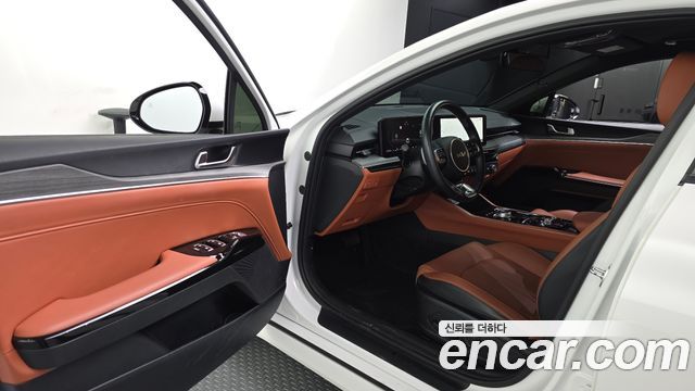Kia K5 (III) 2.0 Noblesse 2024 — фото 10