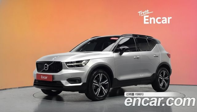 Volvo XC40 T4 R-Design