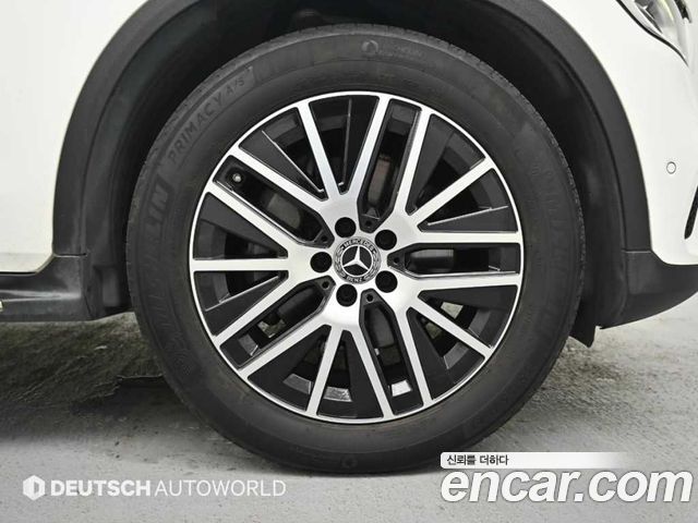 Mercedes-Benz GLC-Class (X253) GLC300 4MATIC 2020 — фото 5