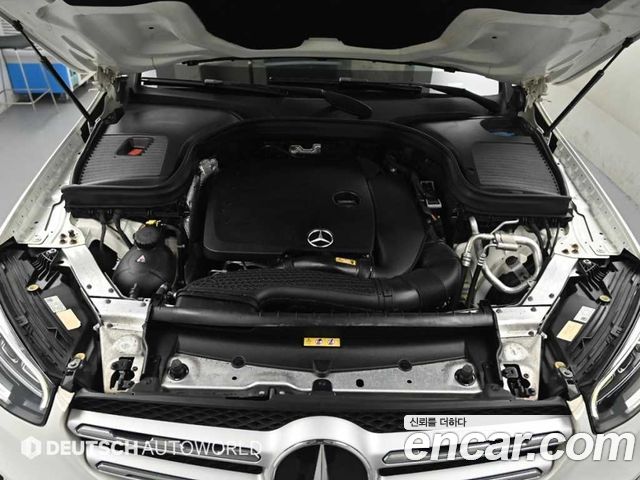 Mercedes-Benz GLC-Class (X253) GLC300 4MATIC 2020 — фото 6