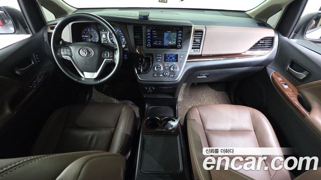 Toyota Sienna 3.5 AWD 2020 — фото 7