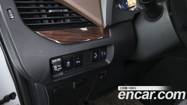 Toyota Sienna 3.5 AWD 2020 — фото 13