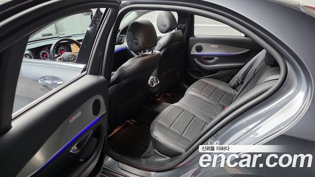Mercedes-Benz E-Class (W213) E300 Avantgarde 2019 — фото 11