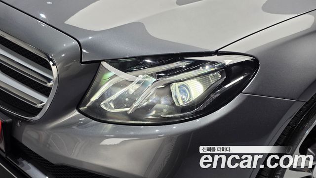Mercedes-Benz E-Class (W213) E300 Avantgarde 2019 — фото 22