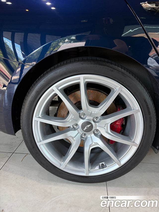 Genesis G70 3.3T Sport AWD Prestige 2019 — фото 17