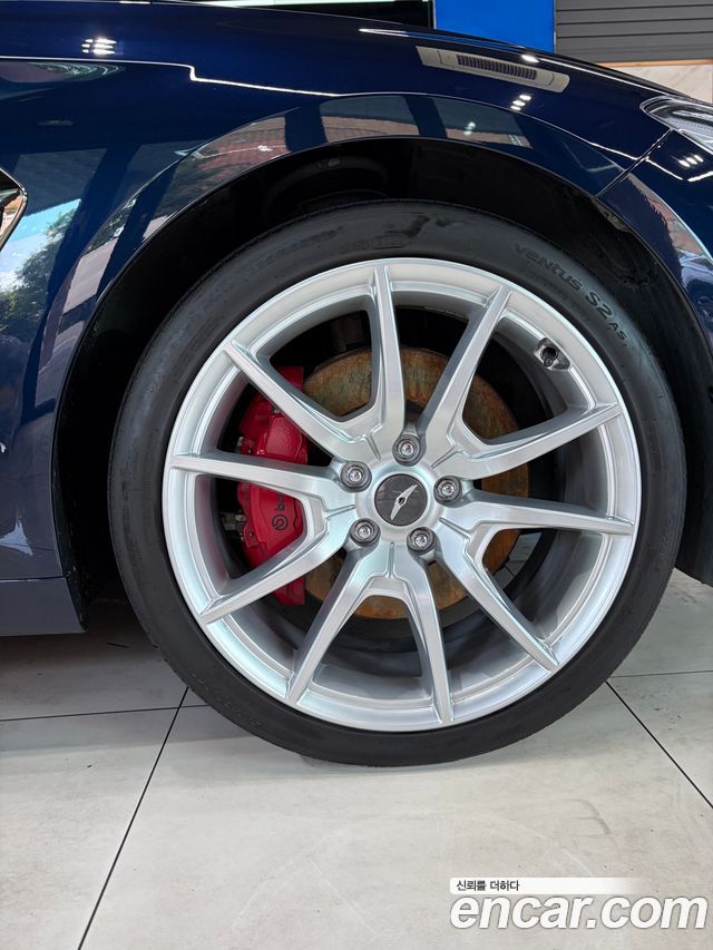 Genesis G70 3.3T Sport AWD Prestige 2019 — фото 19