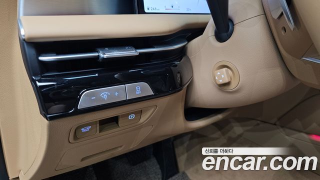 Genesis G80 (RG3) Gasoline 2.5 Turbo AWD 2027 — фото 18
