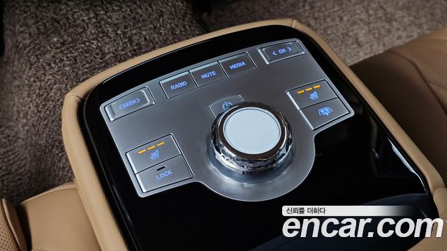 Genesis G80 (RG3) Gasoline 2.5 Turbo AWD 2027 — фото 35