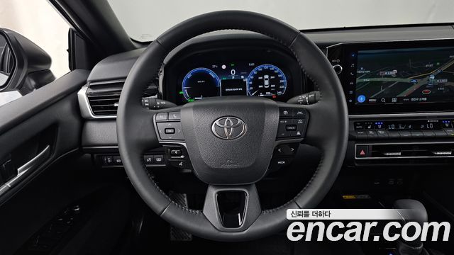 Toyota Camry (XV80) 2.5 XLE Hybrid 2025 — фото 13