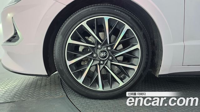 Hyundai Sonata (DN8) 2.0 Premium Millennial 2020 — фото 5