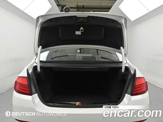 BMW 5 Series (F10) 520d 2013 — фото 23